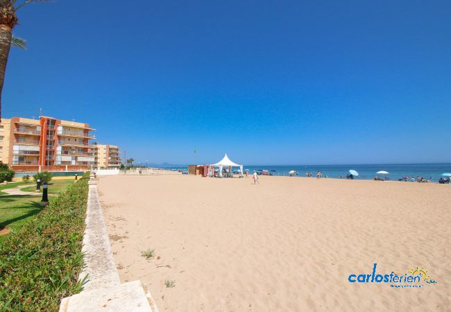 Apartamento en Denia - Residencial Marina Azul primera línea Apartamento en Denia - Residencial Marina Azul primera línea