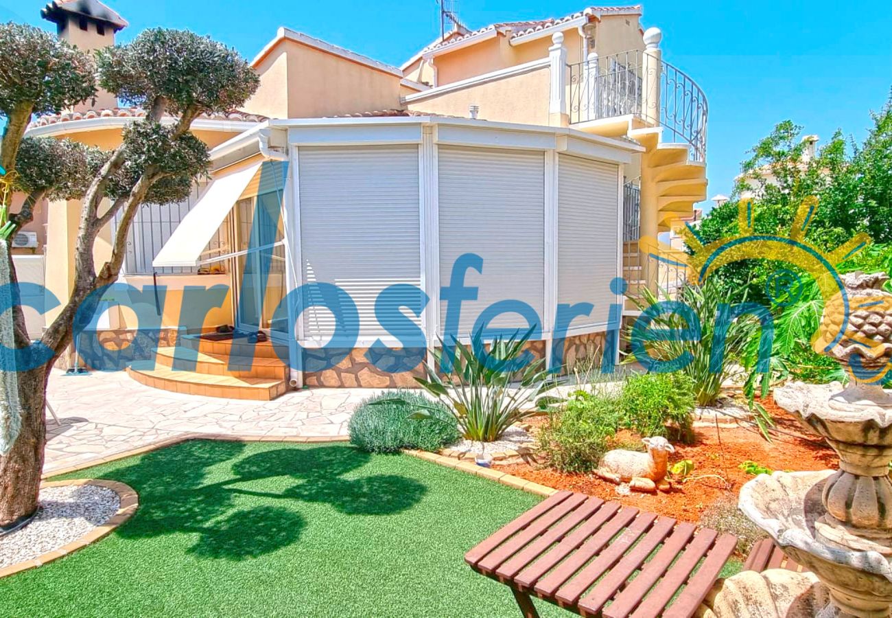 Villa in Denia - Chalet soleado en la Pedrera