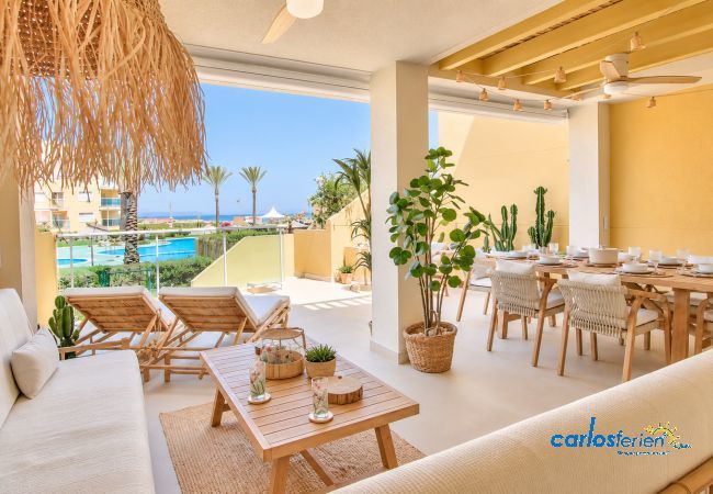 Ferienwohnung in Denia - Residencial Marina Azul primera línea