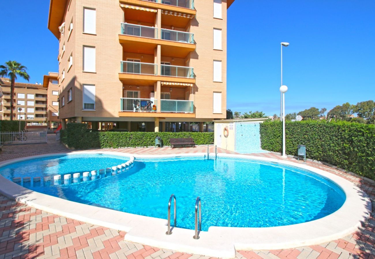 Appart au dernier étage à Denia - Ático Puerta de las Marinas